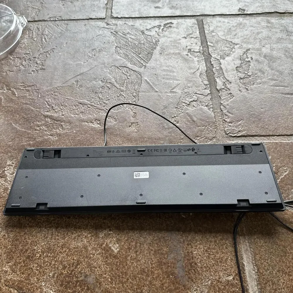 Dell Wired USB Keyboard KB216t MFG December 2018